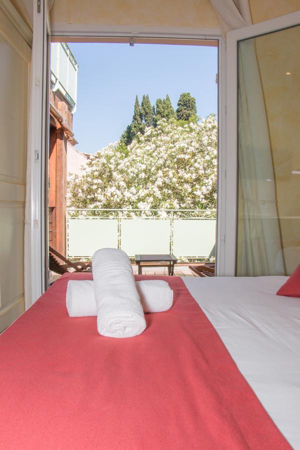 Hotel & Spa La Villa سانت ماكسيم المظهر الخارجي الصورة