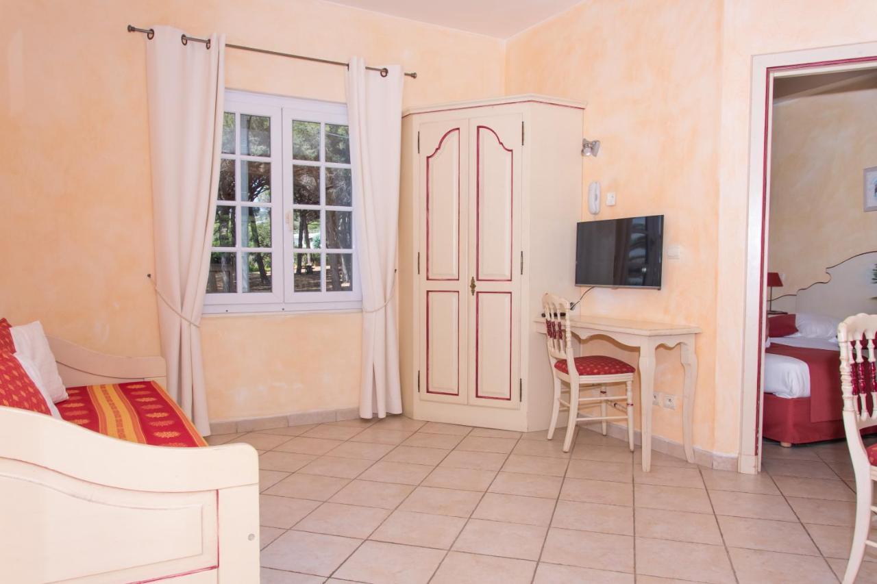 Hotel & Spa La Villa سانت ماكسيم المظهر الخارجي الصورة