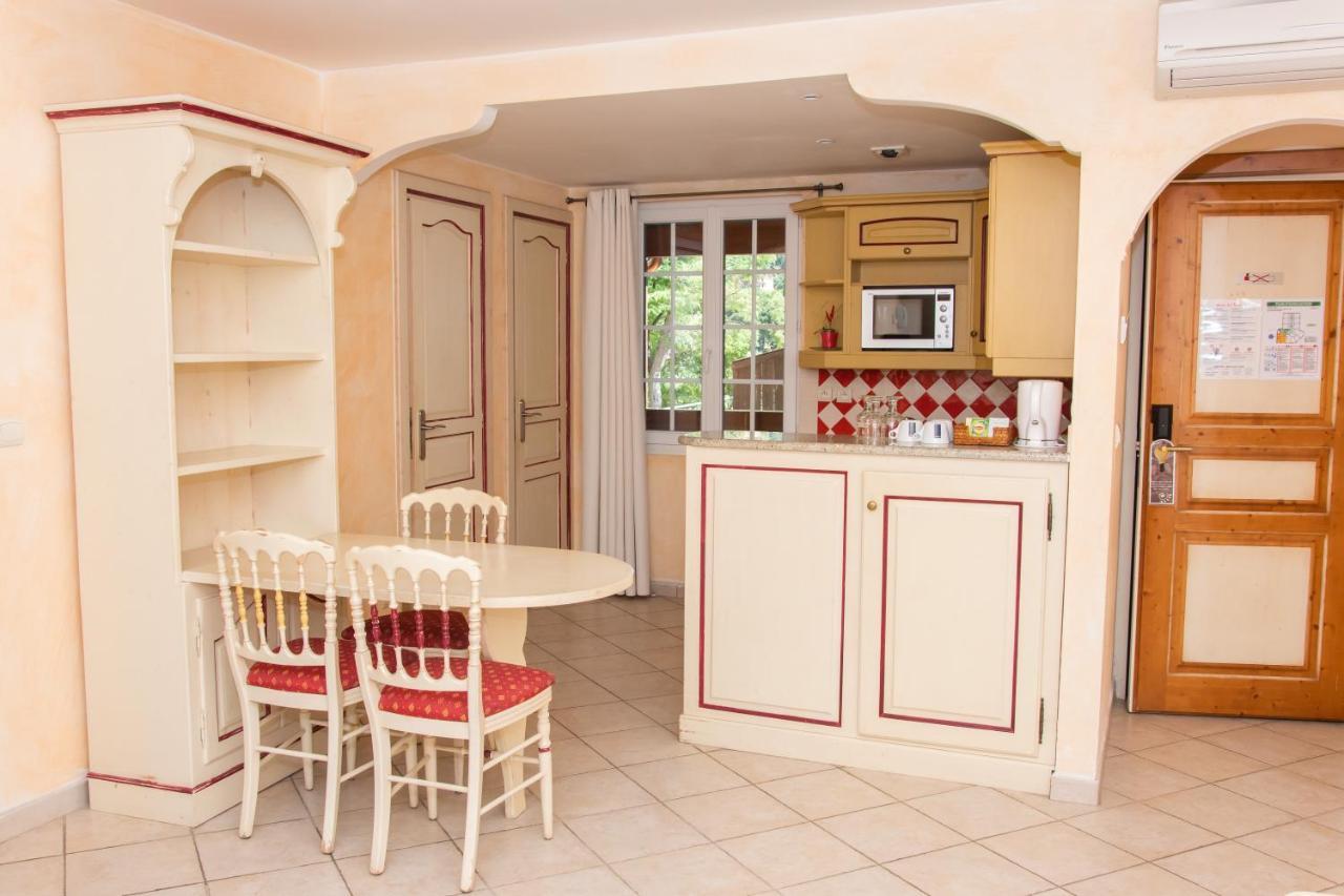 Hotel & Spa La Villa سانت ماكسيم المظهر الخارجي الصورة