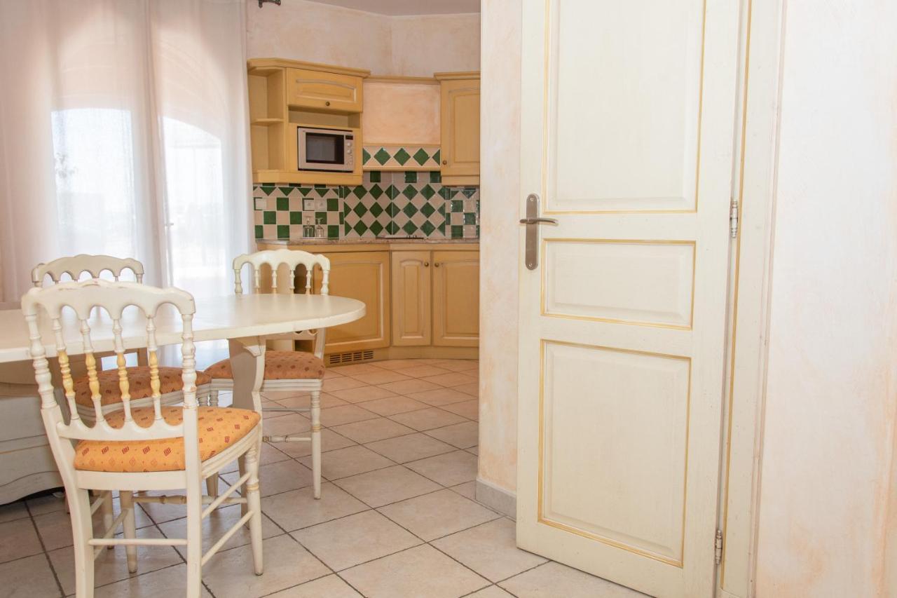 Hotel & Spa La Villa سانت ماكسيم المظهر الخارجي الصورة